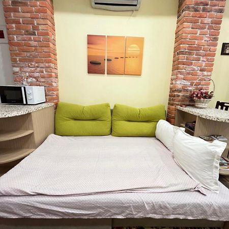 Barcelona Colorful Central Studio W Green Backyard Sofia Exterior photo